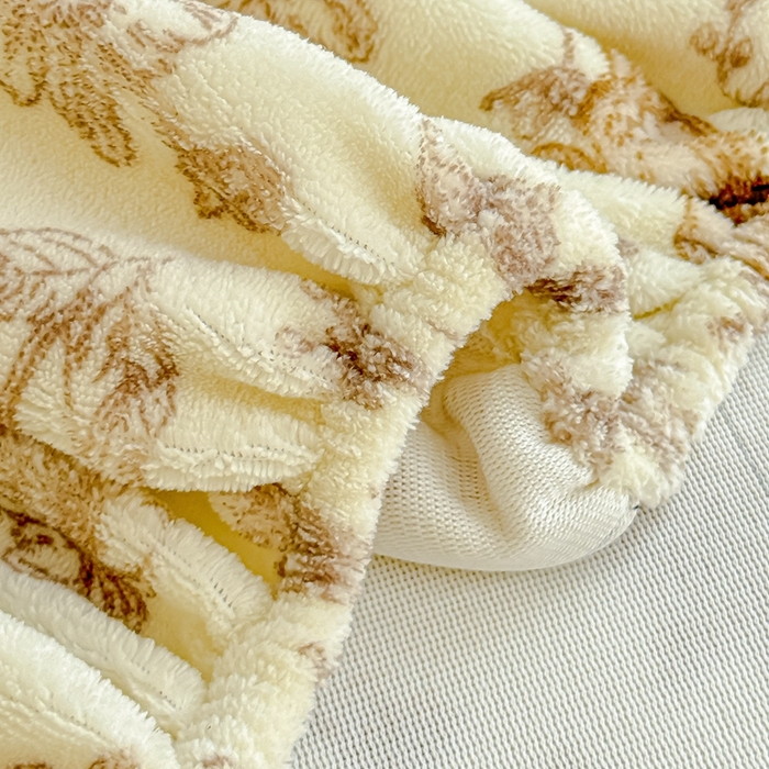 91家纺网 家纺一手货源 找家纺 金丝鸟家纺 2024新款200g牛奶绒单床笠系列 飞花咖