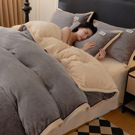 91家纺网 家纺一手货源 找家纺 （总）恋人优选 2024新款牛奶绒双拼套件系列