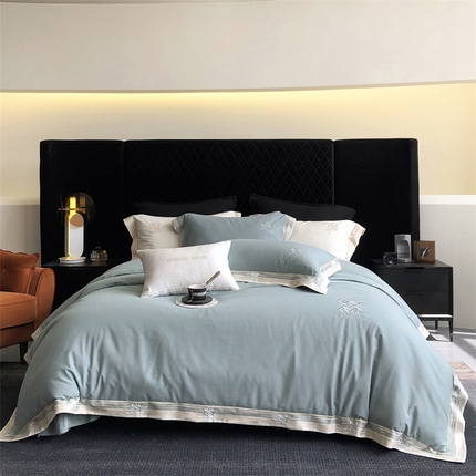 91家纺网 家纺一手货源 找家纺 馨蕊家居 2024秋冬新品超细旦磨毛高奢系列四件套 磨毛罗莎-晞蓝