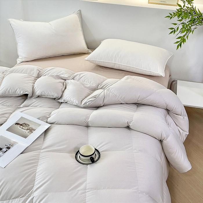 91家纺网 家纺一手货源 找家纺 （总）兰言诺 2025新款提花羽绒被加厚鹅绒被冬被春秋被95白鹅绒直播供货