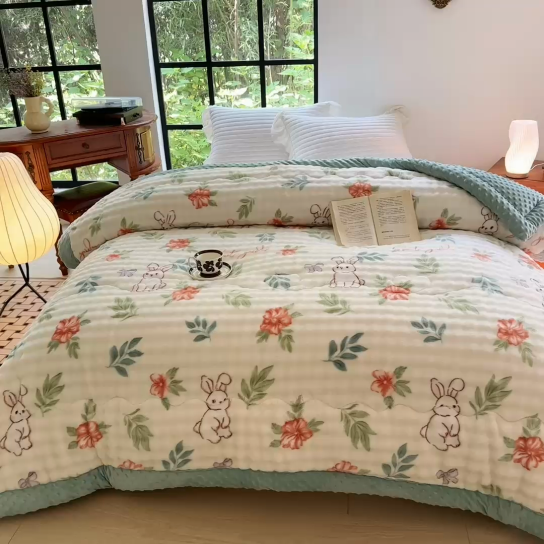 91家纺网 家纺一手货源 找家纺 优迈 2024新款兔兔绒豆豆被冬被子被芯 兔个乐呵