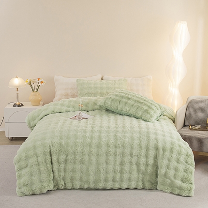 91家纺网 家纺一手货源 找家纺 （总）柏薇 2024秋冬热款加厚保暖仿兔毛牛奶绒泡泡绒四件套