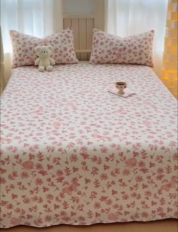 91家纺网 家纺一手货源 找家纺 金丝鸟家纺 2024新款200g牛奶绒单床单系列 飞花粉