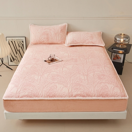 91家纺网 家纺一手货源 找家纺 （总）极简 2024新款立体雕花牛奶绒床笠