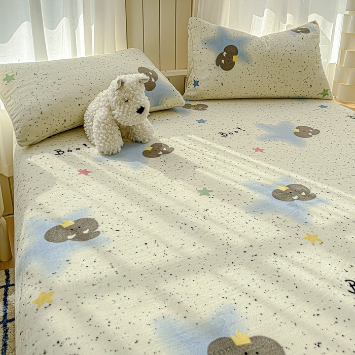 91家纺网 家纺一手货源 找家纺 金丝鸟家纺 2024新款200g牛奶绒单床笠系列 蓝色小象