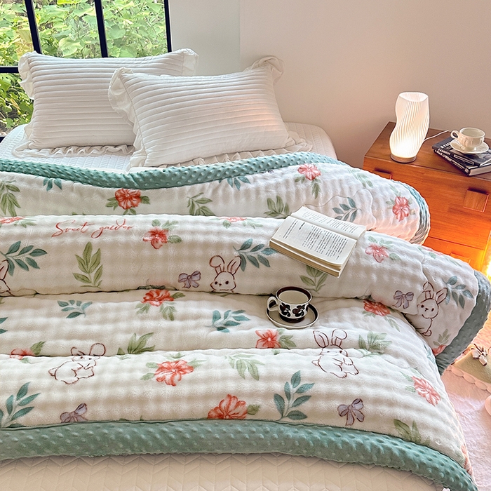 91家纺网 家纺一手货源 找家纺 优迈 2024新款兔兔绒豆豆被冬被子被芯 兔个乐呵