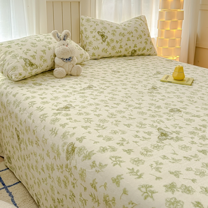 91家纺网 家纺一手货源 找家纺 金丝鸟家纺 2024新款200g牛奶绒单床单系列 飞花绿