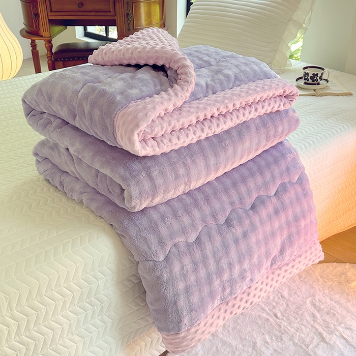 91家纺网 家纺一手货源 找家纺 优迈 2024新款兔兔绒豆豆被冬被子被芯 紫霞仙子