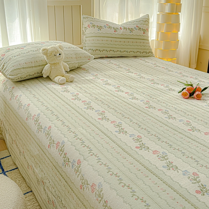 91家纺网 家纺一手货源 找家纺 金丝鸟家纺 2024新款200g牛奶绒单床单系列 青草地