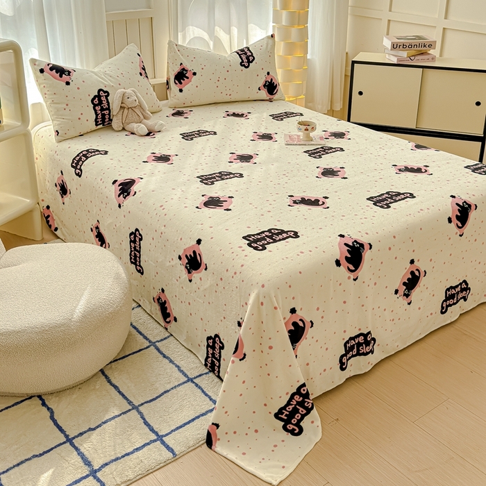 91家纺网 家纺一手货源 找家纺 金丝鸟家纺 2024新款200g牛奶绒单床单系列 粉色淘气猫