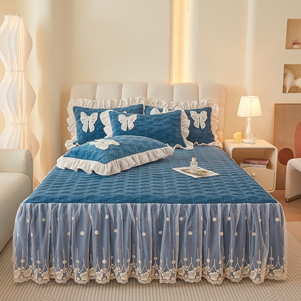 91家纺网 家纺一手货源 找家纺 （总）情恒家纺 2025新款A类婴儿绒全夹棉奶油风（蝴蝶结)床裙三件套