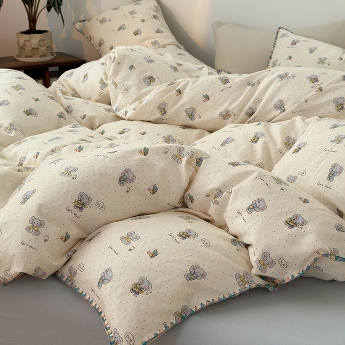 91家纺网 家纺一手货源 找家纺 洋铭区（原狠狠爱） 2024新款新花全棉双层纱四件套 吉他小象