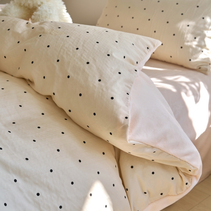 91家纺网 家纺一手货源 找家纺 洋铭区（原狠狠爱） 2024新款双层纱牛奶绒四件套系列 小米粒