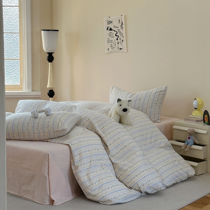 91家纺网 家纺一手货源 找家纺 洋铭区（原狠狠爱） 2024新款无边全棉双层纱四件套 紫藤蓝花