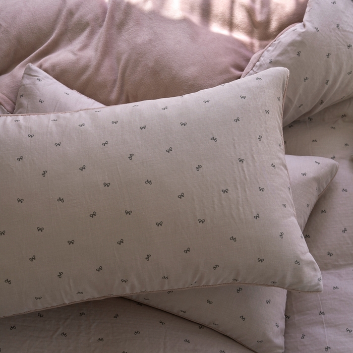 91家纺网 家纺一手货源 找家纺 洋铭区（原狠狠爱） 2024新款双层纱牛奶绒四件套系列 蝴蝶点点