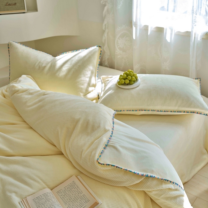 91家纺网 家纺一手货源 找家纺 洋铭区（原狠狠爱） 2024新款华夫格 绒（彩边）四件套 樱草黄