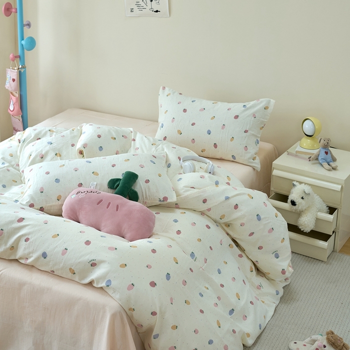 91家纺网 家纺一手货源 找家纺 洋铭区（原狠狠爱） 2024新款无边全棉双层纱四件套 甜美草莓