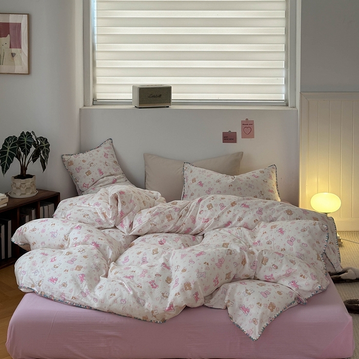 91家纺网 家纺一手货源 找家纺 洋铭区（原狠狠爱） 2024新款新花全棉双层纱四件套 幸运小粉兔