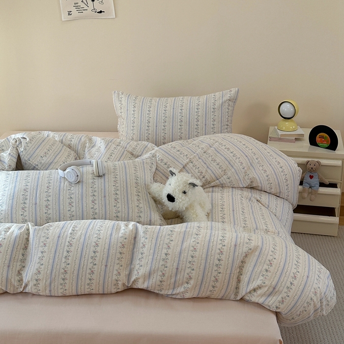 91家纺网 家纺一手货源 找家纺 洋铭区（原狠狠爱） 2024新款无边全棉双层纱四件套 紫藤蓝花