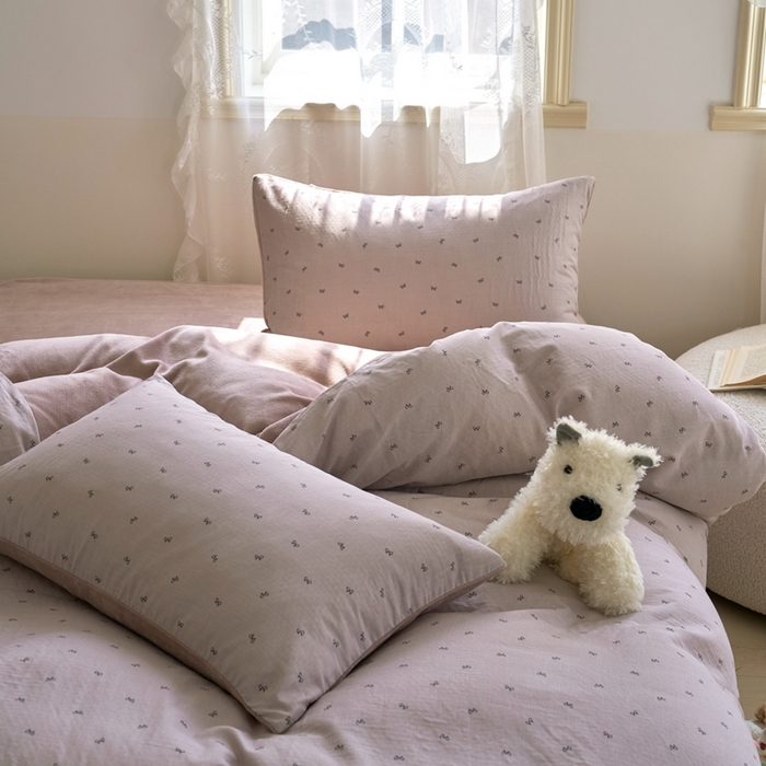 91家纺网 家纺一手货源 找家纺 洋铭区（原狠狠爱） 2024新款双层纱牛奶绒四件套系列 蝴蝶点点