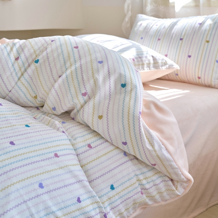 91家纺网 家纺一手货源 找家纺 洋铭区（原狠狠爱） 2024新款双层纱牛奶绒四件套系列 紫赯甜心