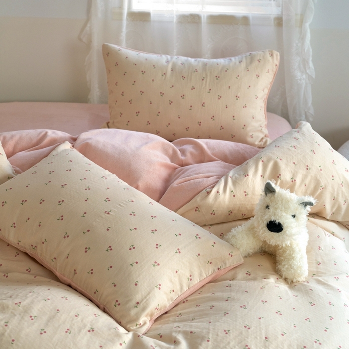 91家纺网 家纺一手货源 找家纺 洋铭区（原狠狠爱） 2024新款双层纱牛奶绒四件套系列 椰椰樱桃