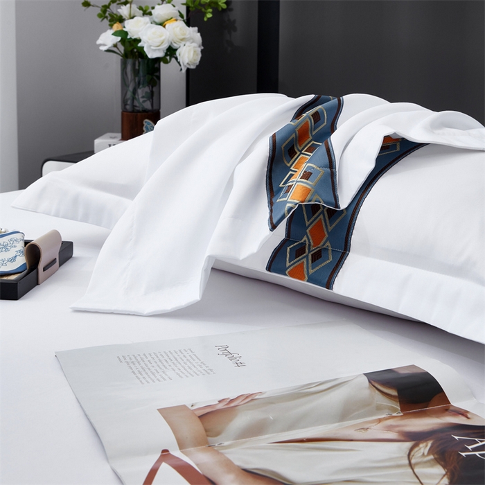 91家纺网 家纺一手货源 找家纺 罗菲尼酒店用品 2025新款织带高仿棉酒店四件套宾馆四件套 满客蓝