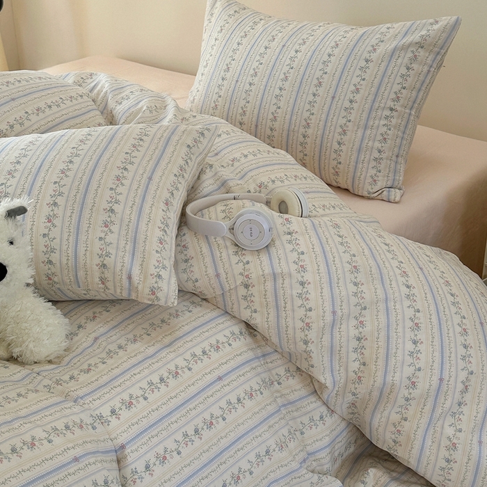 91家纺网 家纺一手货源 找家纺 洋铭区（原狠狠爱） 2024新款无边全棉双层纱四件套 紫藤蓝花