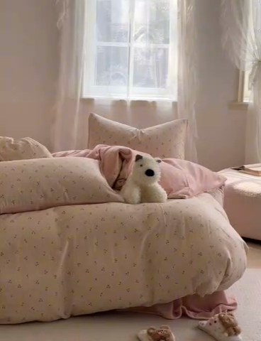 91家纺网 家纺一手货源 找家纺 洋铭区（原狠狠爱） 2024新款双层纱牛奶绒四件套系列 椰椰樱桃