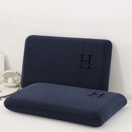 91家纺网 家纺一手货源 找家纺 大黄蜂家居家纺 2025新款德绒暖感纤维面包枕头枕芯（专版花型 翻版必究） H款宾利蓝