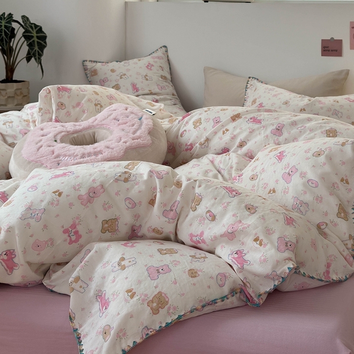 91家纺网 家纺一手货源 找家纺 洋铭区（原狠狠爱） 2024新款新花全棉双层纱四件套 幸运小粉兔