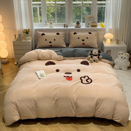 91家纺网 家纺一手货源 找家纺 （总）奈颜 2024新款加厚牛奶绒毛巾绣四件套