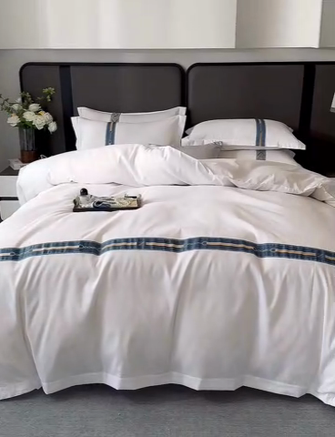 91家纺网 家纺一手货源 找家纺 罗菲尼酒店用品 2025新款织带高仿棉酒店四件套宾馆四件套 蓝晶