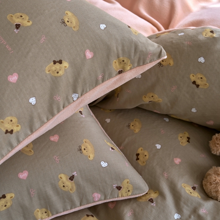 91家纺网 家纺一手货源 找家纺 洋铭区（原狠狠爱） 2024新款双层纱牛奶绒四件套系列 小熊物语