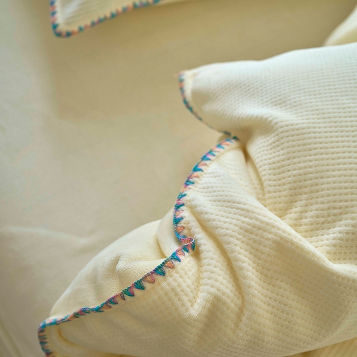 91家纺网 家纺一手货源 找家纺 洋铭区（原狠狠爱） 2024新款华夫格 绒（彩边）四件套 樱草黄