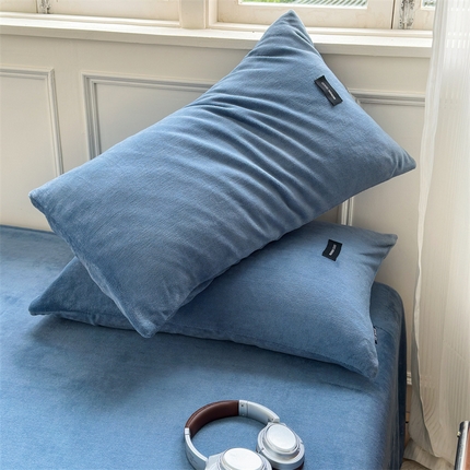 91家纺网 家纺一手货源 找家纺 （总）北欧良品 2025新款舒适保暖A类高克重牛奶绒单品枕套