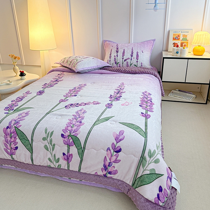 91家纺网 家纺一手货源 找家纺 源舜家纺  2025新款云貂绒豆豆被冬被 仲夏之梦