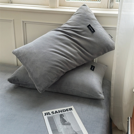 91家纺网 家纺一手货源 找家纺 （总）北欧良品 2025新款舒适保暖A类高克重牛奶绒单品枕套