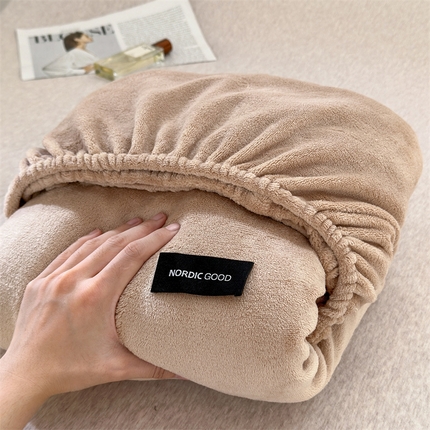 91家纺网 家纺一手货源 找家纺 （总）北欧良品 2025新款舒适保暖A类高克重牛奶绒单品床笠