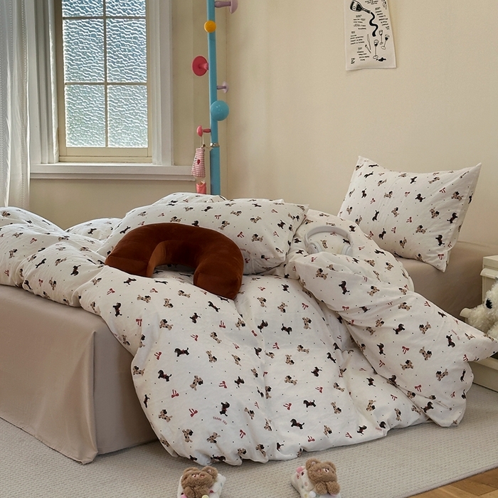 91家纺网 家纺一手货源 找家纺 洋铭区（原狠狠爱） 2024新款无边全棉双层纱四件套 蝴蝶小咖狗