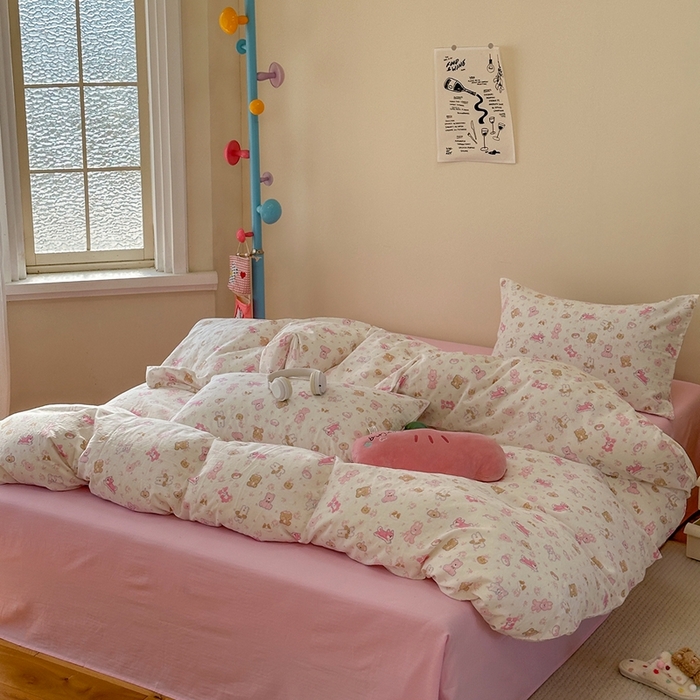 91家纺网 家纺一手货源 找家纺 洋铭区（原狠狠爱） 2024新款无边全棉双层纱四件套 花儿粉兔