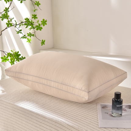 91家纺网 家纺一手货源 找家纺 （总）圣靓家纺 2025新款云朵舒适透气护颈枕头枕芯