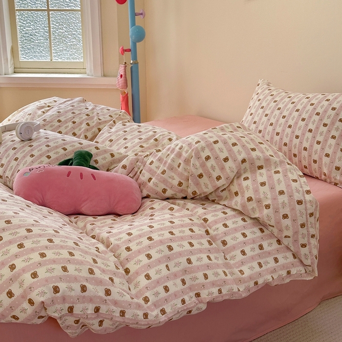 91家纺网 家纺一手货源 找家纺 洋铭区（原狠狠爱） 2024新款无边全棉双层纱四件套 小熊粉花