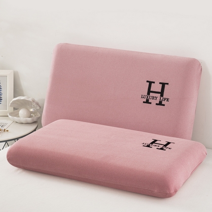 91家纺网 家纺一手货源 找家纺 （总）大黄蜂家居家纺 2025新款德绒暖感纤维面包枕头枕芯（专版花型 翻版必究）