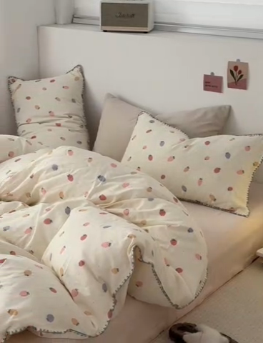 91家纺网 家纺一手货源 找家纺 洋铭区（原狠狠爱） 2024新款新花全棉双层纱四件套 草莓公主