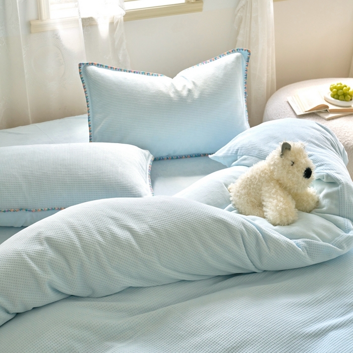 91家纺网 家纺一手货源 找家纺 洋铭区（原狠狠爱） 2024新款华夫格 绒（彩边）四件套 云水蓝