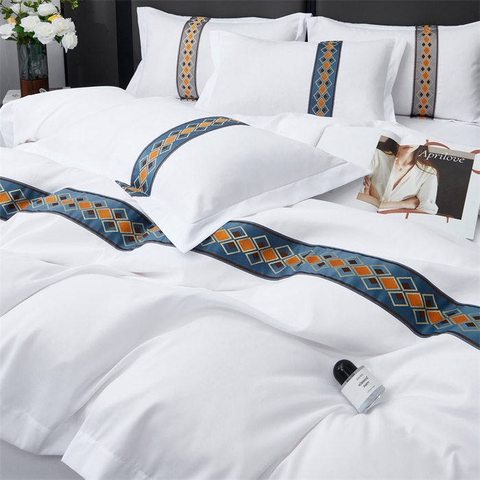 91家纺网 家纺一手货源 找家纺 罗菲尼酒店用品 2025新款织带高仿棉酒店四件套宾馆四件套 满客蓝