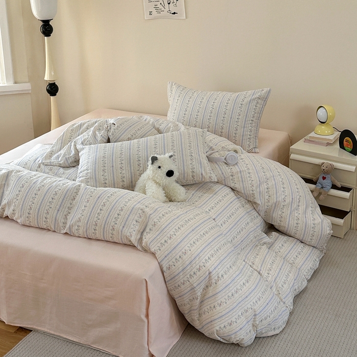 91家纺网 家纺一手货源 找家纺 洋铭区（原狠狠爱） 2024新款无边全棉双层纱四件套 紫藤蓝花