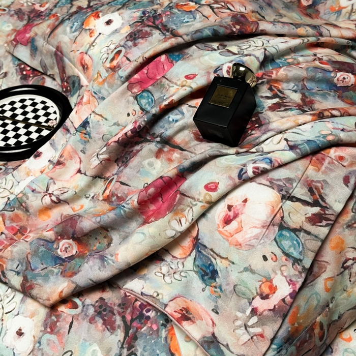 91家纺网 家纺一手货源 找家纺 宅家居 2024新款花卉亲肤棉数码印花加厚陶瓷生态磨毛四件套 花漫舞曲