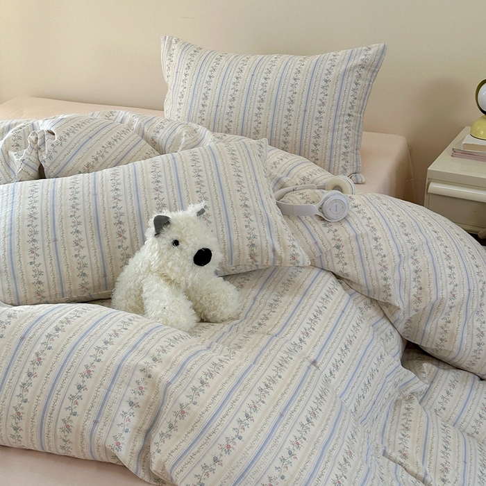 91家纺网 家纺一手货源 找家纺 洋铭区（原狠狠爱） 2024新款无边全棉双层纱四件套 紫藤蓝花